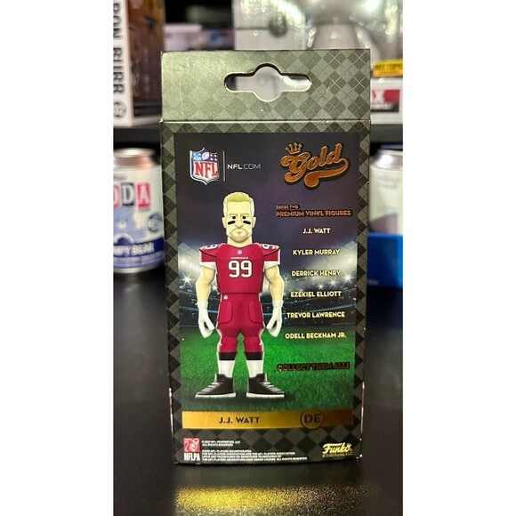 Funko Gold Premium Vinyl Figure - NFL - J.J. WATT (Red Arizona Cardinals Jersey) - Picture 3 of 4